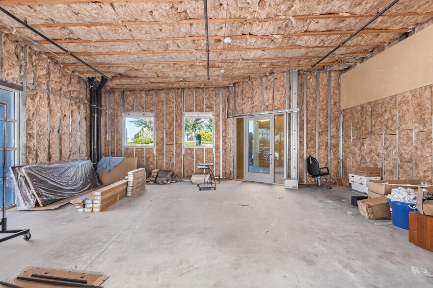 More Photos Of 13404 N Del Webb Blvd, Sun City Medical For Lease