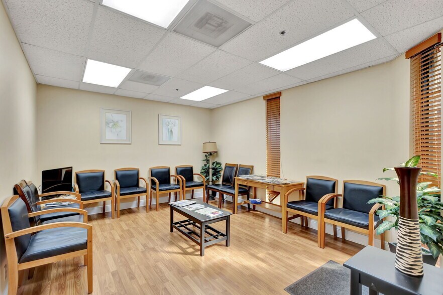 More Photos Of 13005 Southern Blvd, Loxahatchee Medical For Lease