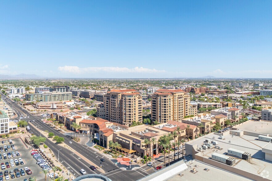 More Photos Of 7135 E Camelback Rd, Scottsdale Coworking Space