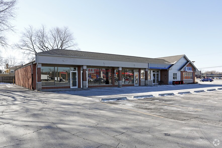 More Photos Of 12701-12729 S Ridgeland Ave, Palos Heights Unknown For Lease