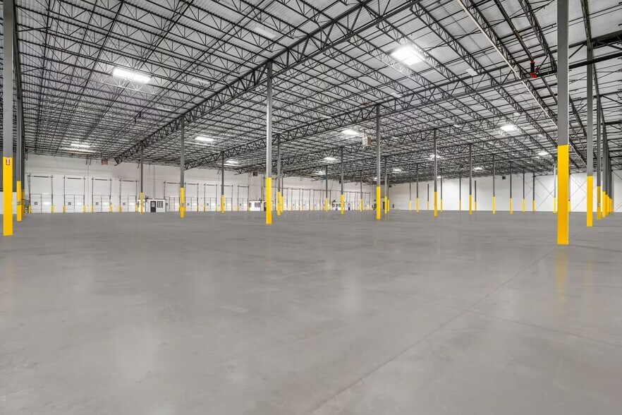 More Photos Of 615 Westport Pky, Grapevine Unknown For Lease