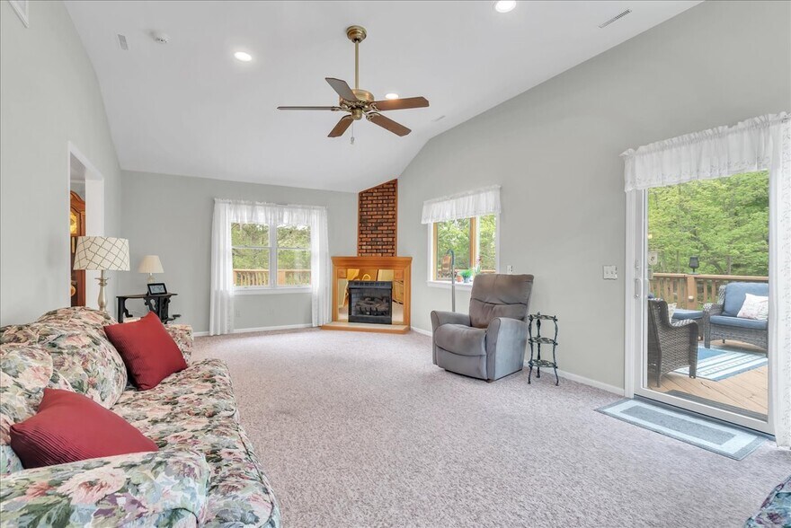 More Photos Of 47-49 Furnace ave, Wanaque Flex For Sale