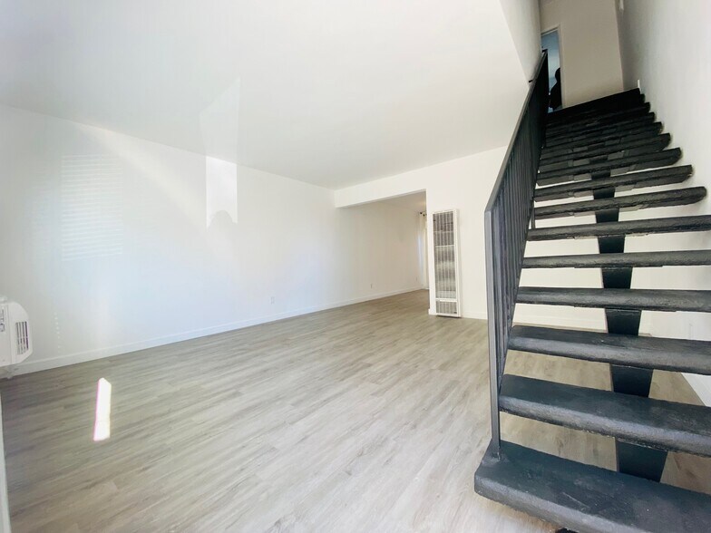 More Photos Of 10603-10609 Palms Blvd, Los Angeles Apartments For Sale