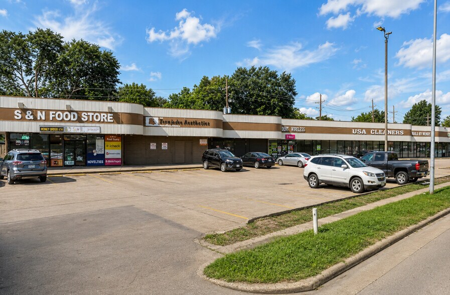 Primary Photo Of 5815-5865 W Gulf Bank Rd, Houston Storefront For Lease