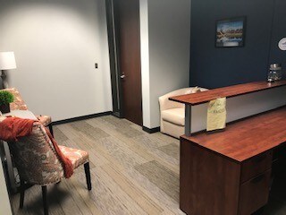 More Photos Of 2 Carlson Pky, Plymouth Office For Lease