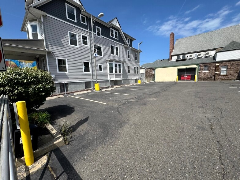 More Photos Of 1217 Pacific Ave, Atlantic City Restaurant For Sale