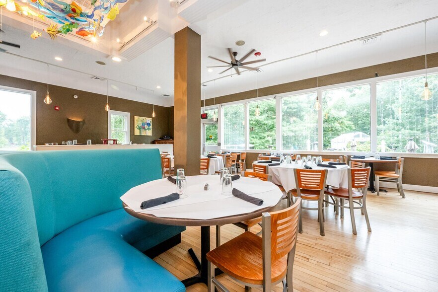 More Photos Of 16409 Red Arrow Hwy, Union Pier General Retail For Sale