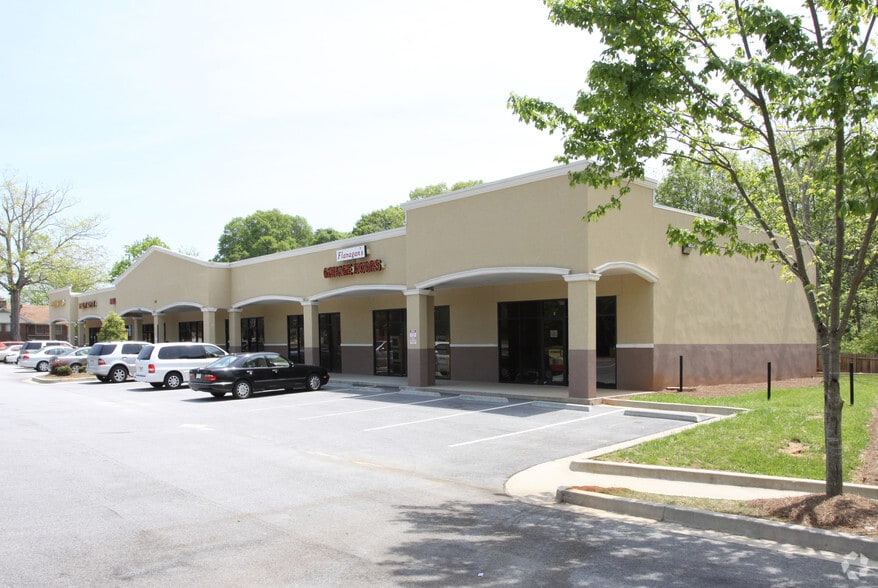 More Photos Of 1879 Stone Mountain Lithonia Rd, Lithonia Storefront Retail Office For Sale