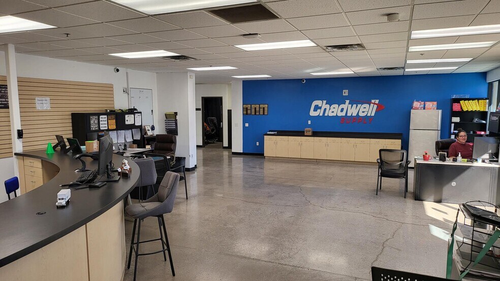 More Photos Of 3326 Ponderosa Way, Las Vegas Warehouse For Lease