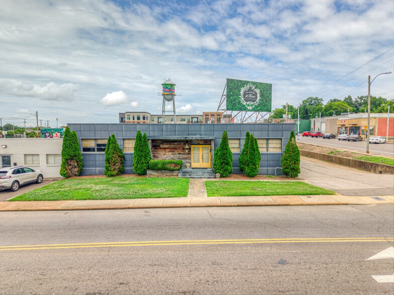 Primary Photo Of 478 N Hollywood St, Memphis Flex For Lease