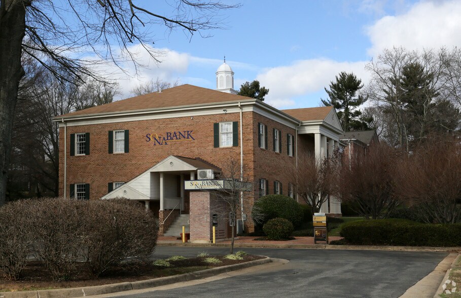 More Photos Of 550 Broadview Ave, Warrenton Medical For Lease