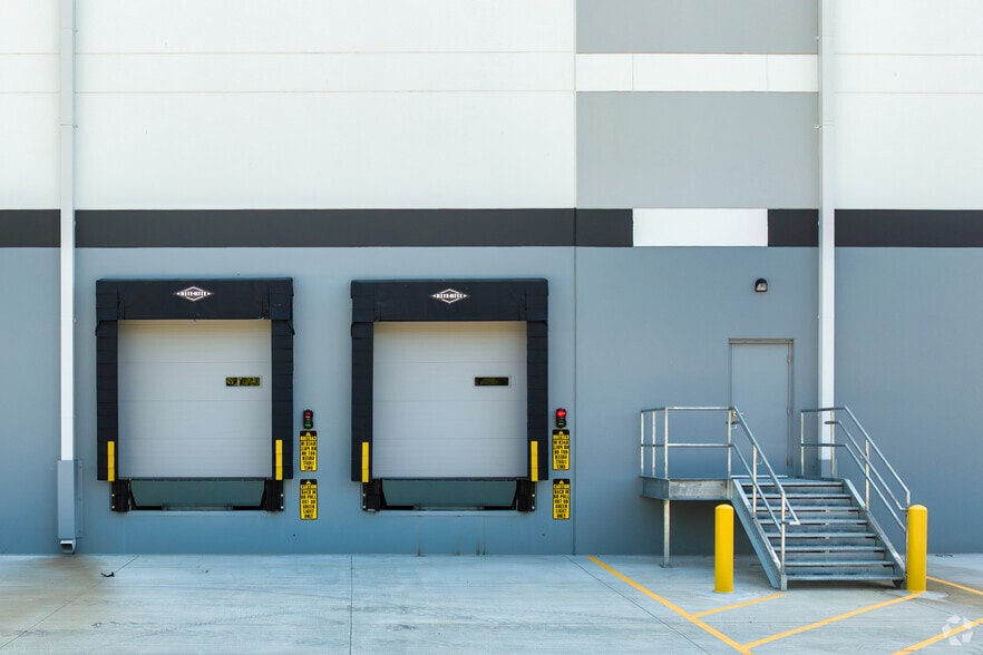 More Photos Of 2301 Commerce Rd, Richmond Unknown For Lease