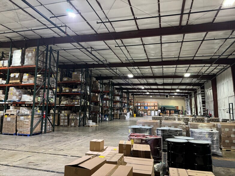 More Photos Of 1270 Mid Valley Dr, Jessup Warehouse For Lease
