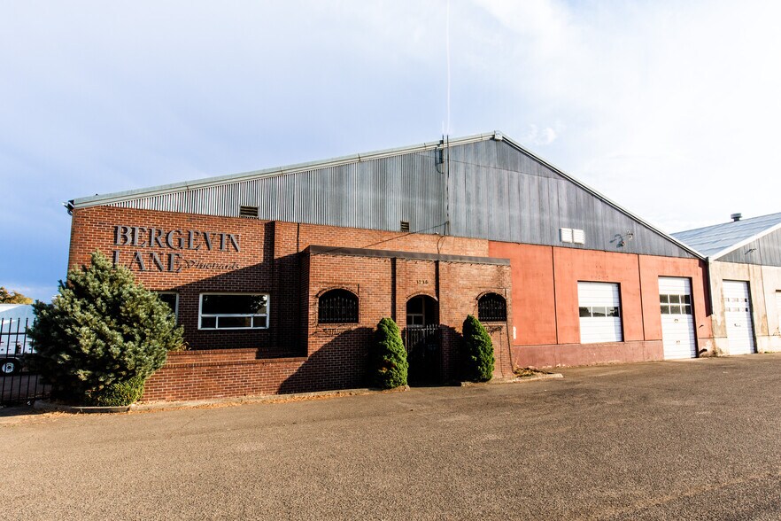 Primary Photo Of 1215 W Poplar St, Walla Walla Distribution For Lease