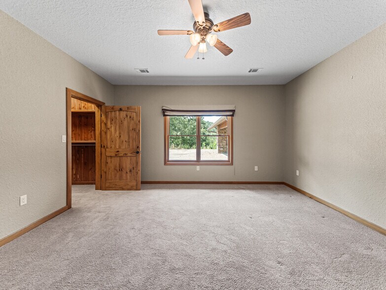 More Photos Of 110 Lizard ln, Story Specialty For Sale