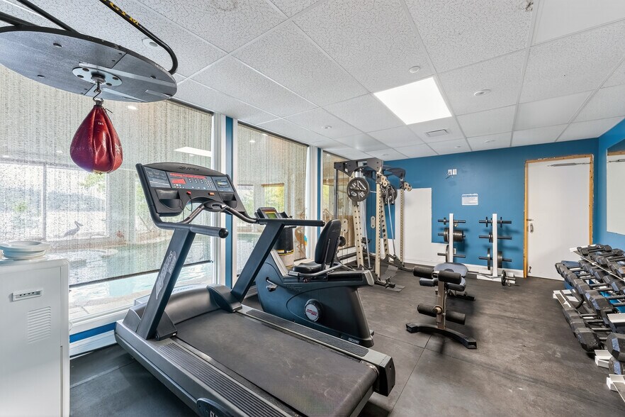 More Photos Of 78 Todds Point Rd, Dufferin Parish Specialty For Sale