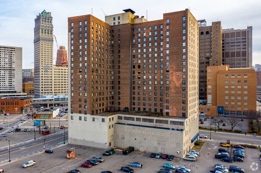 More Photos Of 400 Bagley St, Detroit Apartments For Lease