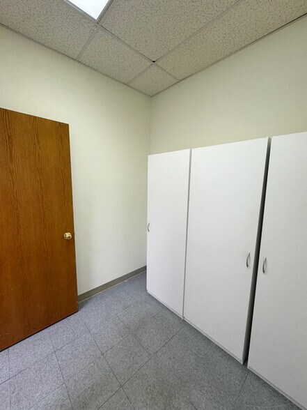 More Photos Of 660 Swift Blvd, Richland Medical For Lease