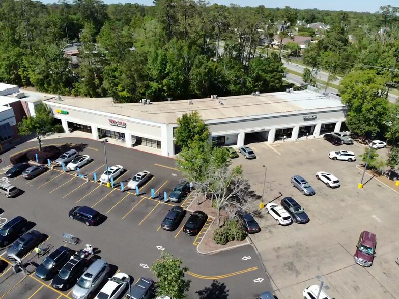 More Photos Of 3015 E Causeway Approach, Mandeville General Retail For Sale