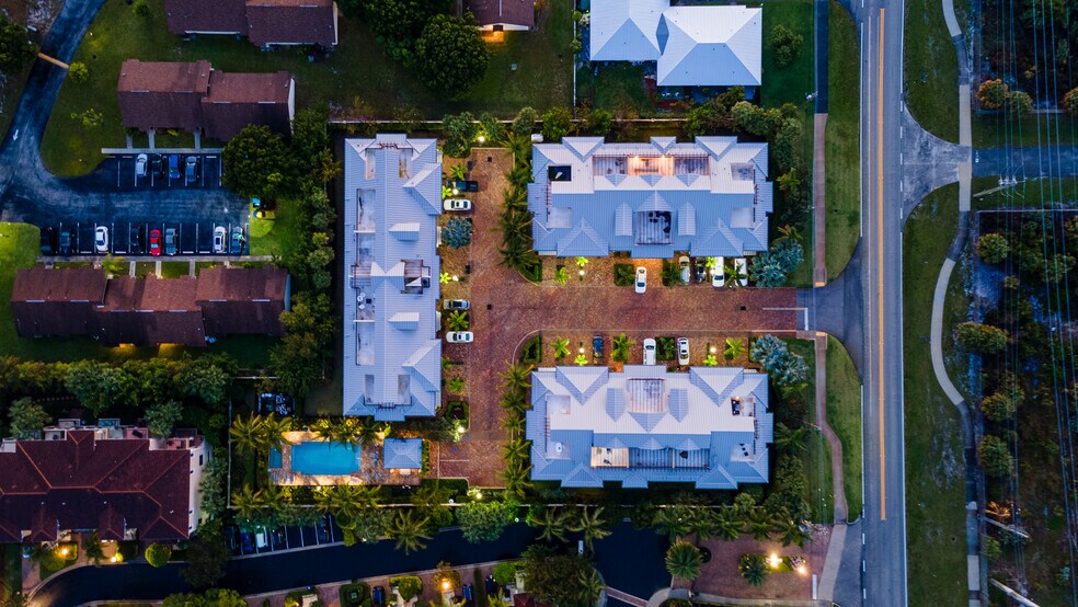 More Photos Of 3770 County Line Rd, Tequesta Apartments For Sale