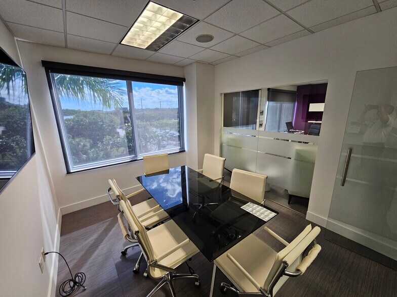 More Photos Of 7950 NW 53rd St, Doral Medical For Sale