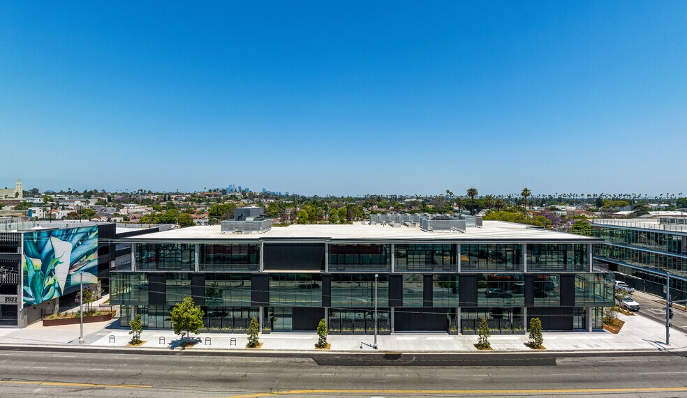 Primary Photo Of 2922 Crenshaw Blvd, Los Angeles Office For Lease