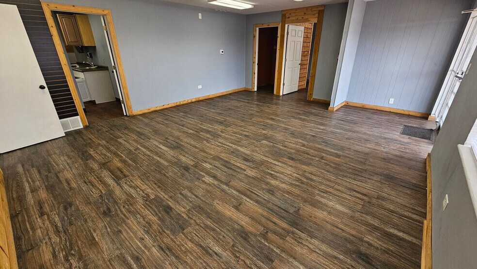 More Photos Of 5010-5030 Acoma St, Denver Warehouse For Lease