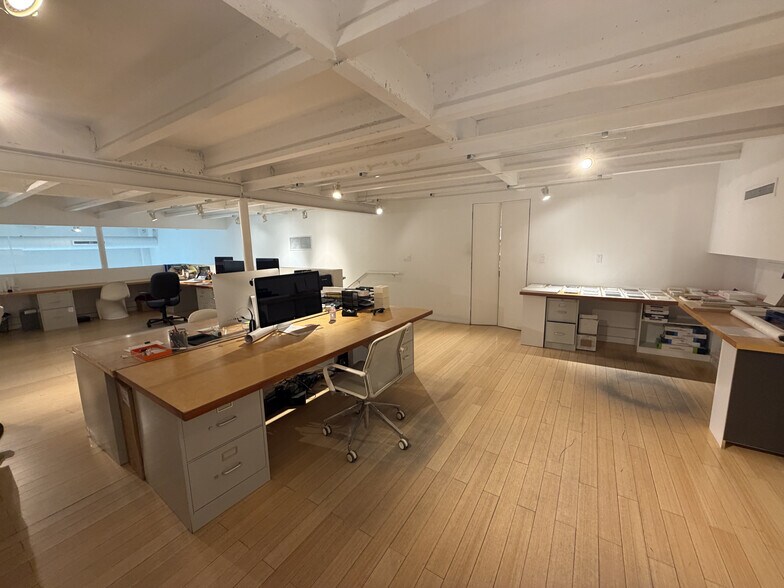 More Photos Of 245 NE 37th St, Miami Loft Creative Space For Sale