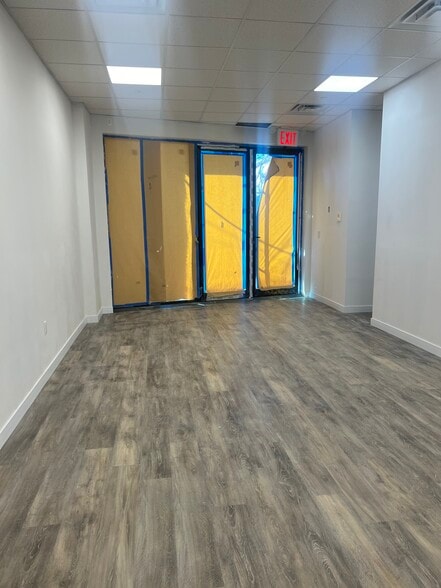 More Photos Of 217 Main St, Staten Island Storefront Retail Residential For Sale