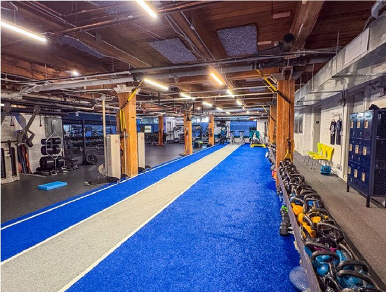 More Photos Of 112 S Sangamon St, Chicago Loft Creative Space For Sale