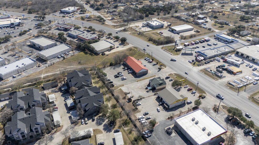 More Photos Of 2308 Pecan St W, Pflugerville Auto Repair For Lease