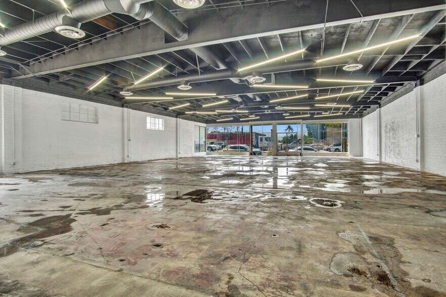 More Photos Of 13329 Sherman Way, North Hollywood Auto Repair For Sale