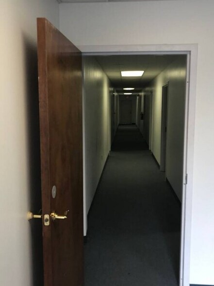 More Photos Of 1754-1774 Texas St, Natchitoches Office For Lease
