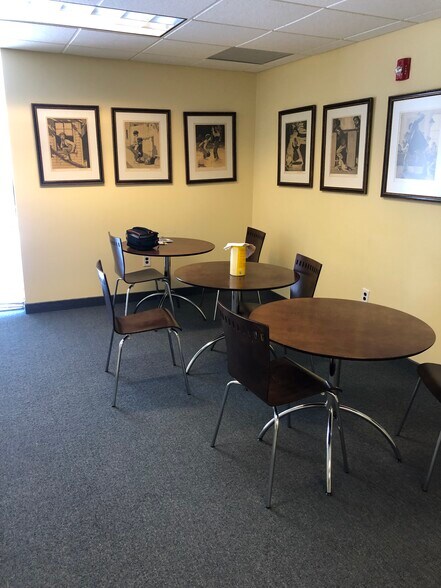 More Photos Of 1370 Hamilton St, Somerset Loft Creative Space For Lease