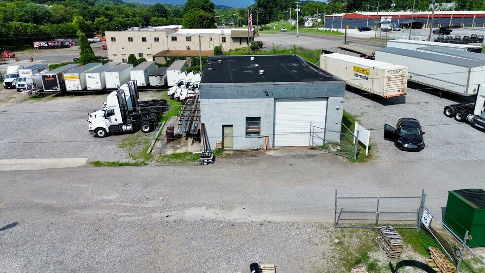 More Photos Of 4801 Rutledge Pike, Knoxville Industrial For Lease