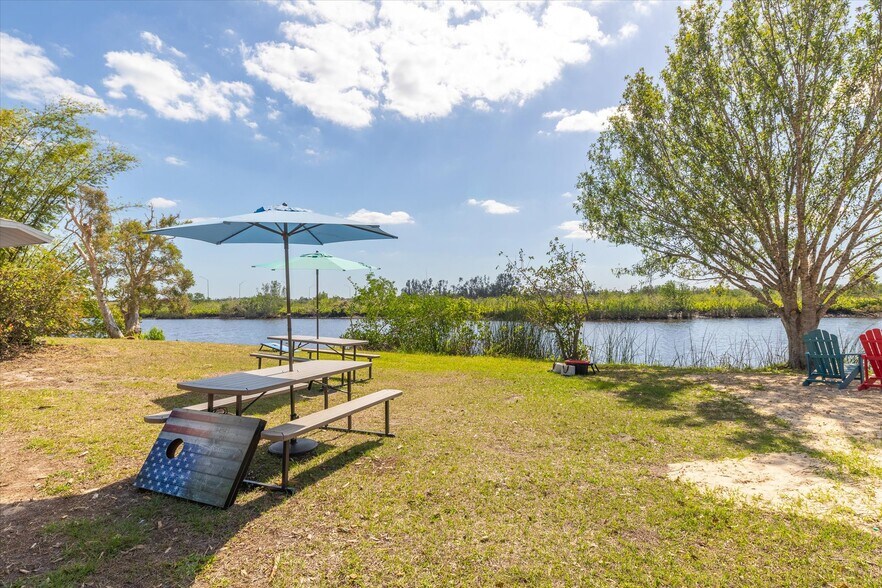 More Photos Of 3269 Duncan Rd, Punta Gorda Apartments For Sale