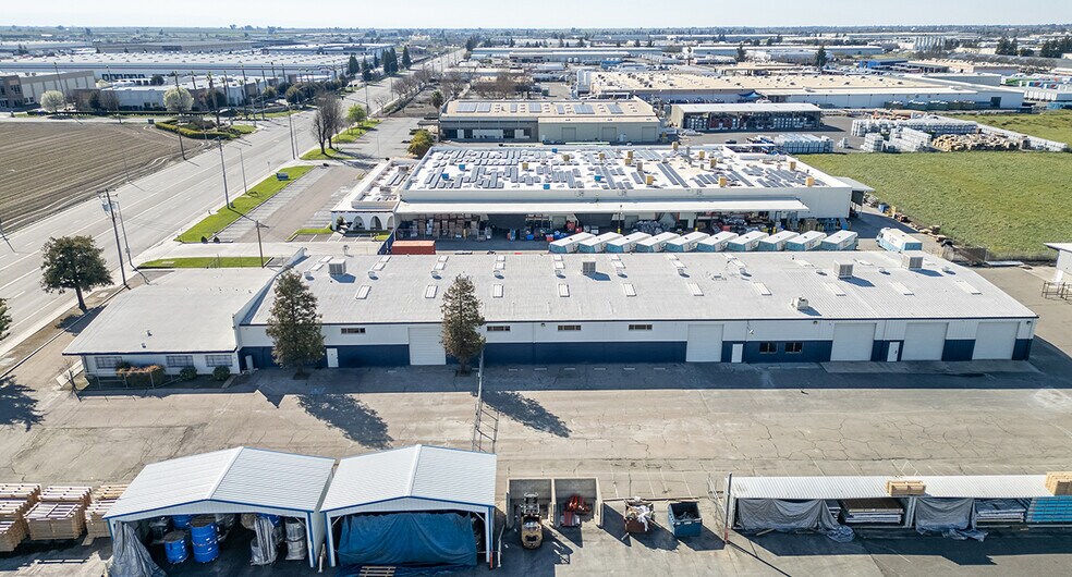 More Photos Of 1314 E North Ave, Fresno Warehouse For Sale