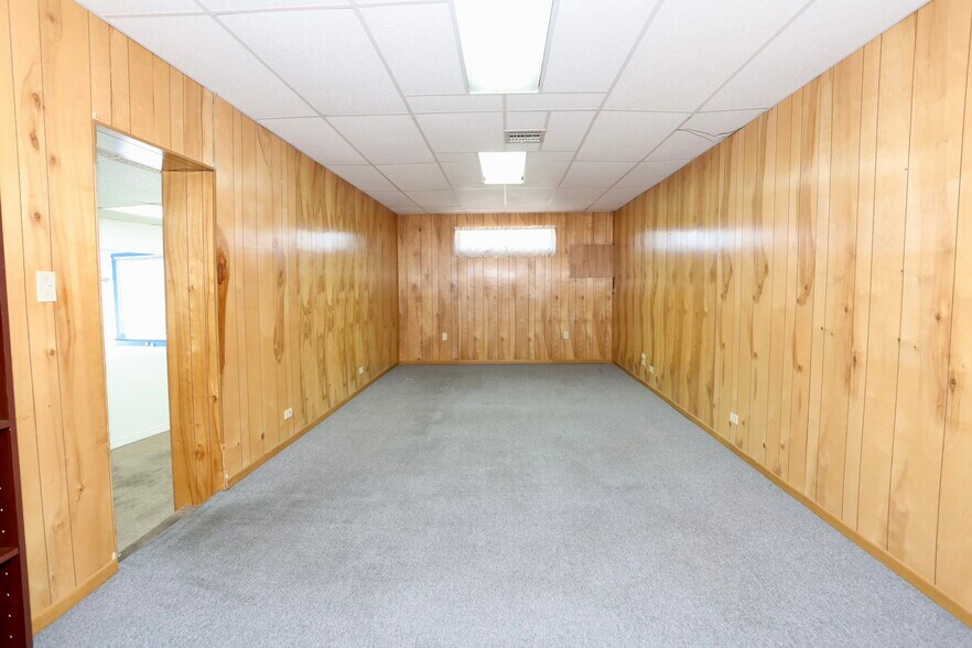More Photos Of 240 S 1st St, Lake Wales Office For Sale