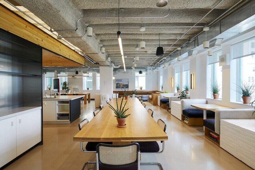 More Photos Of 1010 Rue Sainte-Catherine O, Montréal Coworking Space