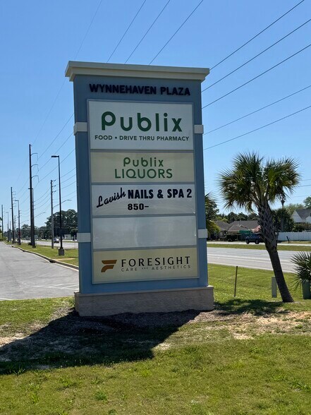 More Photos Of 11040 Navarre Pky, Navarre Storefront For Lease