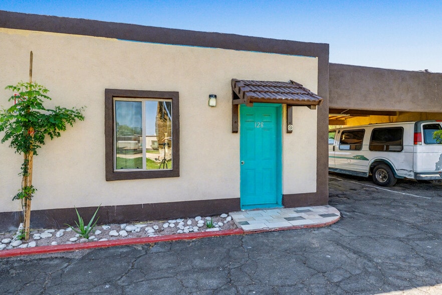 More Photos Of 537 S Country Club Dr, Mesa Hotel For Sale