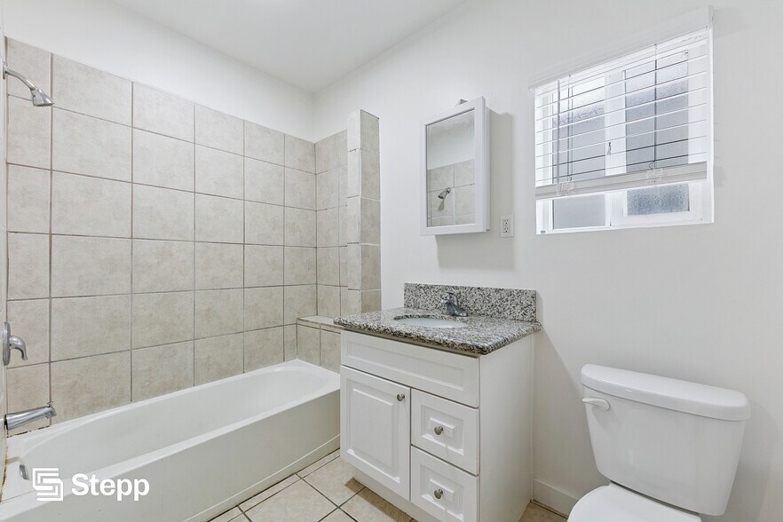 More Photos Of 1228 Raymond Ave, Long Beach Apartments For Sale