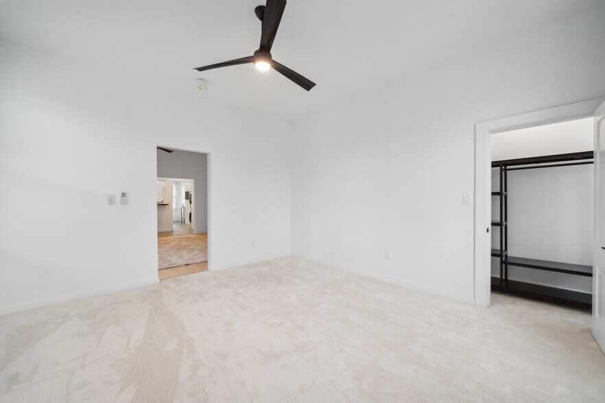 More Photos Of 2810 Griffin Ave, Richmond Apartments For Sale