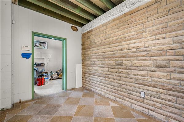 More Photos Of 22593 S Western Ave, Torrance Manufacturing For Sale