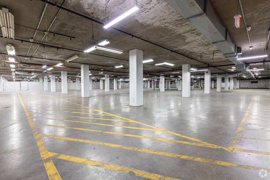 More Photos Of 53 Manning Rd, Enfield Warehouse For Lease