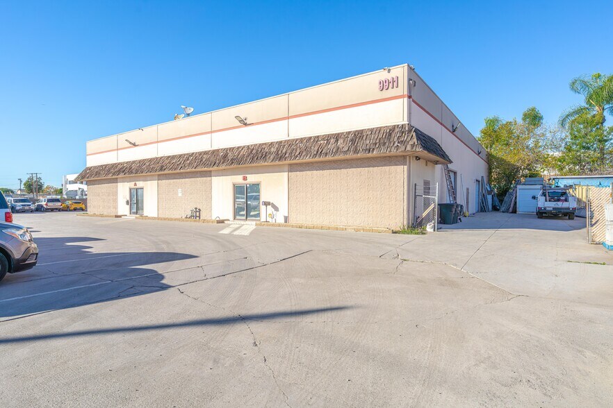 More Photos Of 13101 Brookhurst St, Garden Grove Warehouse For Sale