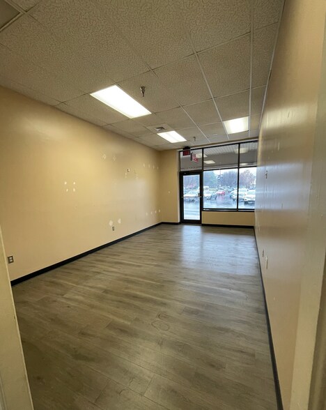 More Photos Of 921 W 7th St, Frederick Unknown For Lease