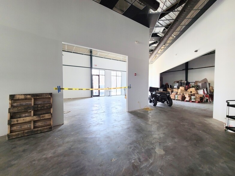 More Photos Of 360 Georges Rd, North Brunswick Storefront For Lease