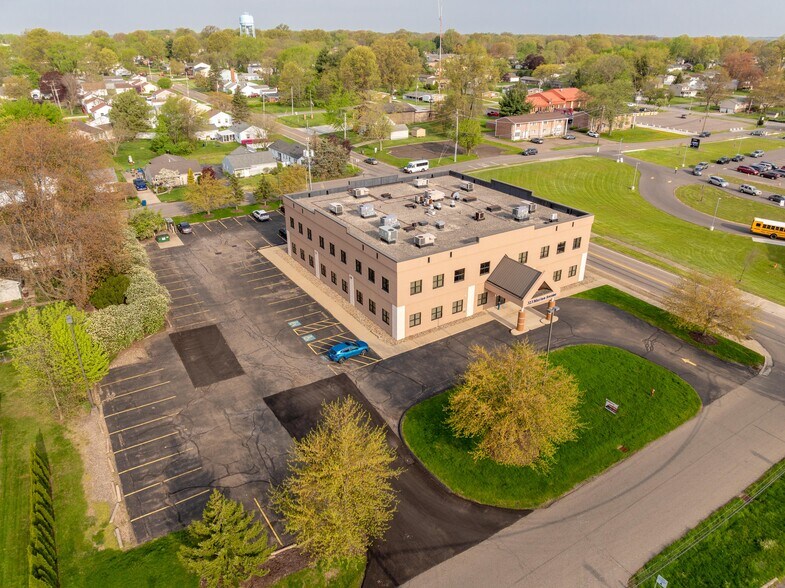 More Photos Of 323 Marion Ave, Massillon Medical For Sale