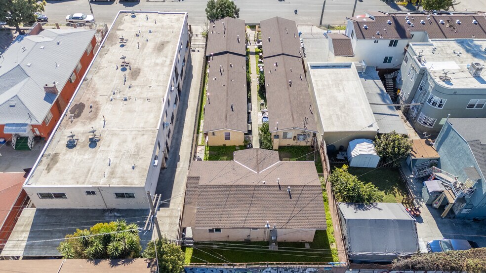 More Photos Of 871 E 49th St, Los Angeles Apartments For Sale